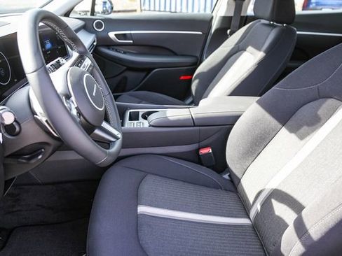 New 2025 Hyundai Sonata SEL image 17