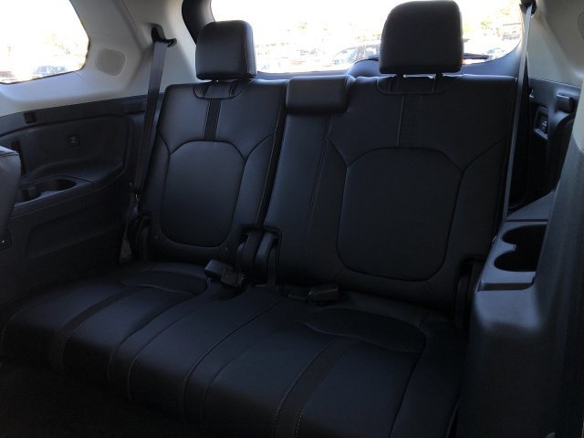 Certified 2024 Honda Pilot Touring image 15
