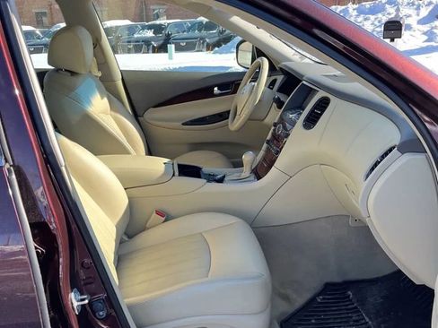 Used 2015 INFINITI QX50 Journey w/ Premium Package image 14