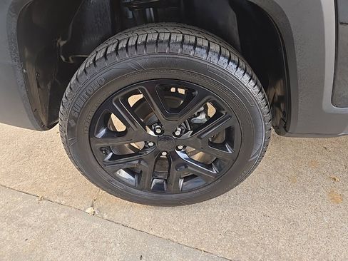 Used 2023 Jeep Renegade Altitude w/ Sun/Sound Group image 25