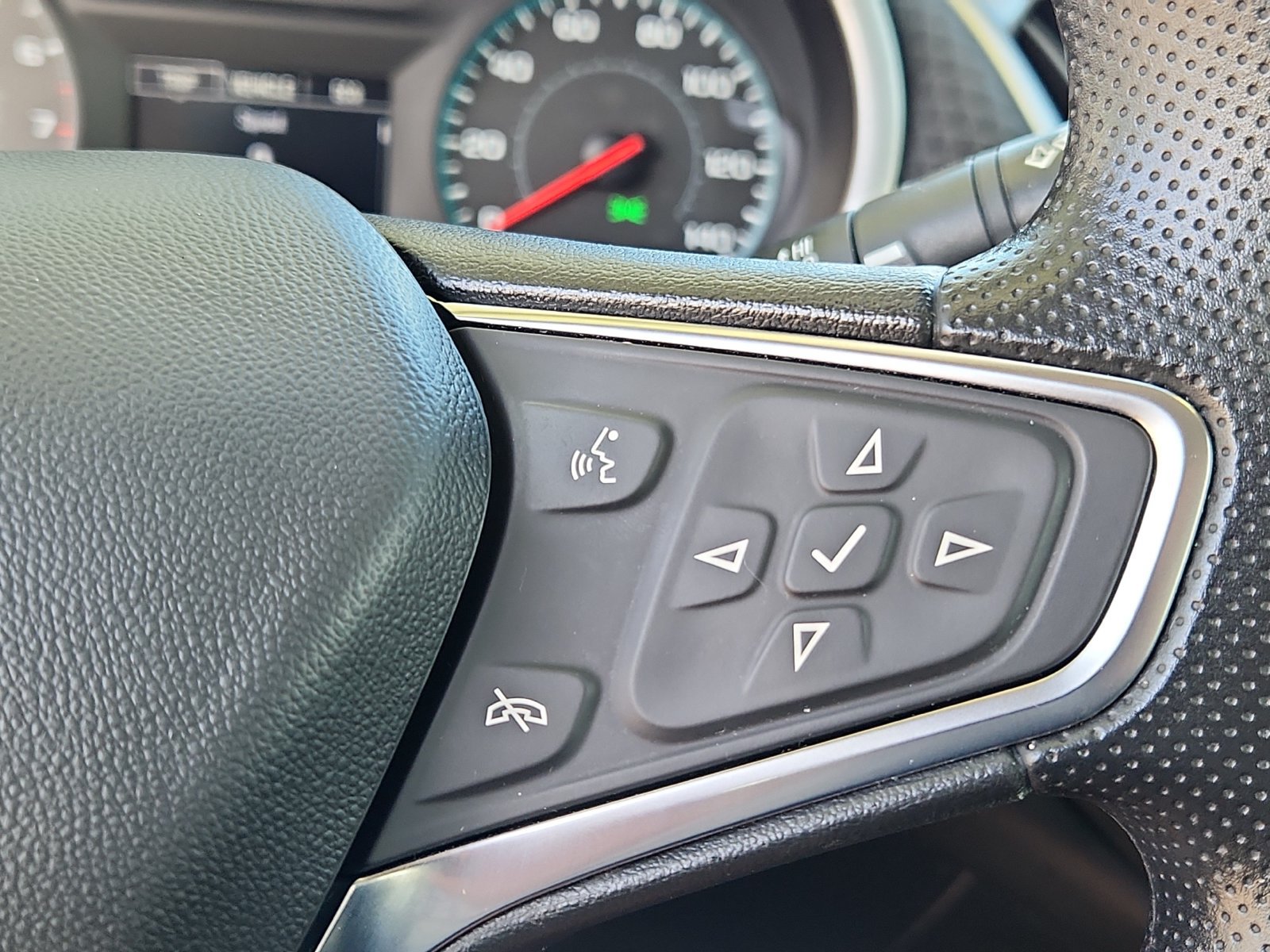Used 2025 Chevrolet Malibu LT FWD image 19