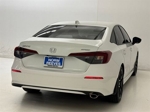 Certified 2025 Honda Civic Sport image 10