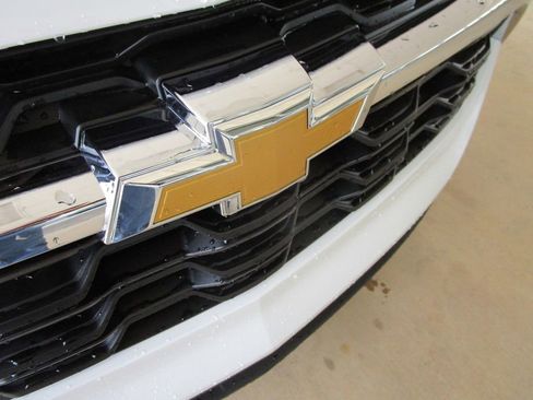 New 2026 Chevrolet Trax LS w/ LS Convenience Package FWD image 14