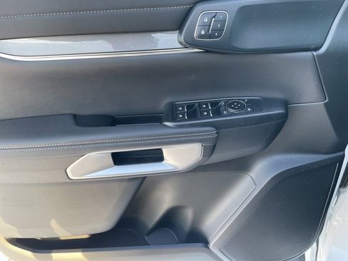 Used 2024 Ford Ranger Lariat w/ Trailer Tow Package image 18