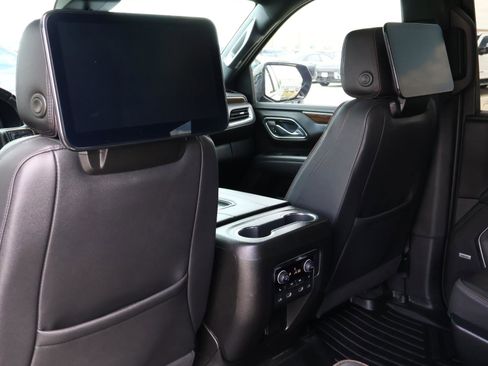 Used 2023 Chevrolet Tahoe High Country w/ Advanced Technology Package AWD/4WD image 16