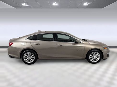 Used 2024 Chevrolet Malibu LT FWD image 8