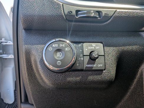 Used 2017 Chevrolet Traverse LT AWD/4WD image 18