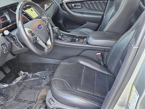 Used 2017 Ford Taurus Limited FWD image 14