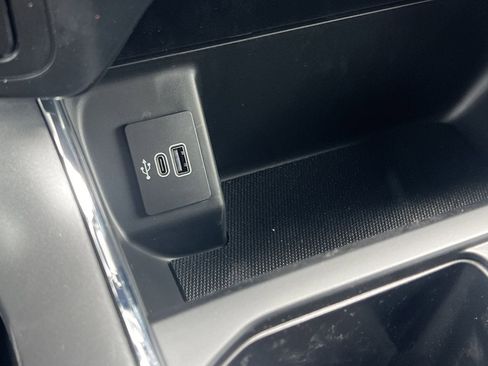 New 2026 Ford F150 XLT w/ Equipment Group 302A MID image 9