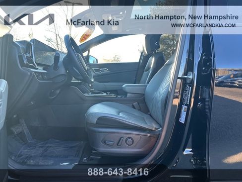 Used 2023 Kia Sportage X-Line w/ X-Line Premium Package image 11