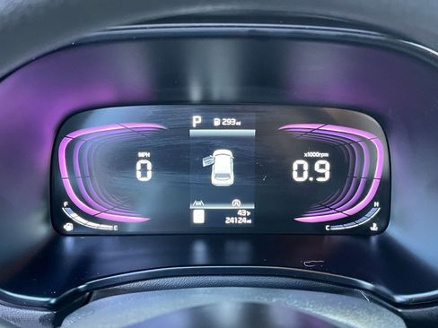 Used 2025 Kia Soul LX w/ LX Technology Package image 37