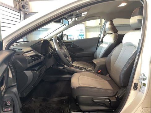 Used 2024 Subaru Crosstrek 2.0i Premium image 15