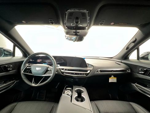 New 2025 Cadillac Lyriq Sport w/ LPO, Floor Liner Package image 10