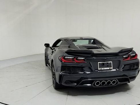 Used 2023 Chevrolet Corvette Z06 image 4