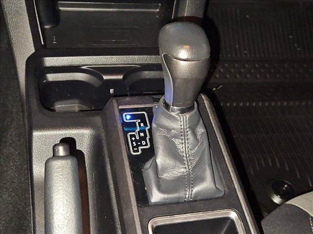Used 2023 Toyota Tacoma TRD Off-Road AWD/4WD image 10