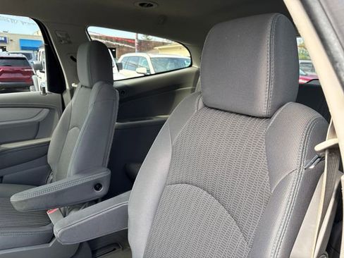 Used 2017 Chevrolet Traverse LT w/ Style and Technology Package AWD/4WD image 20