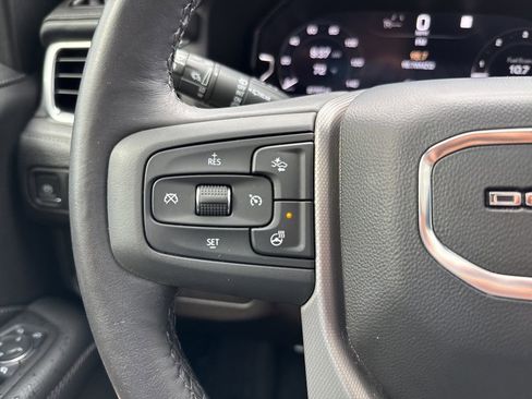 Used 2022 GMC Yukon Denali image 33