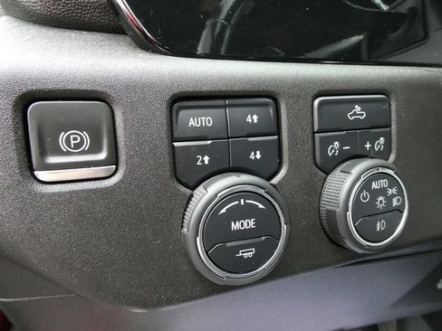 Certified 2023 Chevrolet Silverado 1500 RST AWD/4WD image 25