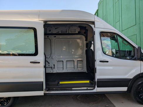 Used 2023 Ford E-Transit 148 High Roof Extended w/ Interior Upgrade Package RWD image 9