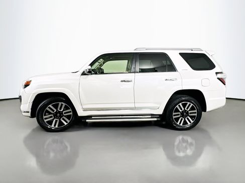 Used 2014 Toyota 4Runner Limited AWD/4WD image 4