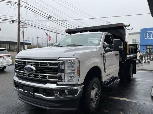 New 2026 Ford F350 XL w/ XL Chrome Package AWD/4WD image 4