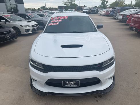 Used 2021 Dodge Charger R/T RWD image 3