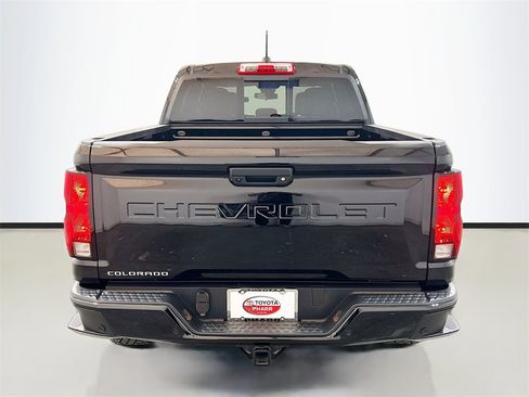 Used 2025 Chevrolet Colorado Trail Boss image 5