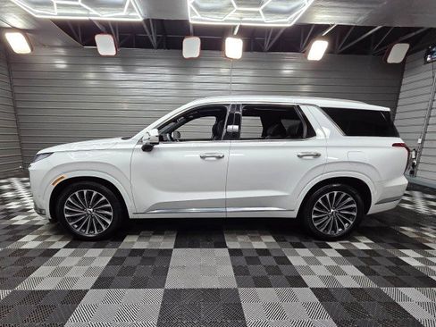 Used 2024 Hyundai Palisade Calligraphy FWD image 9