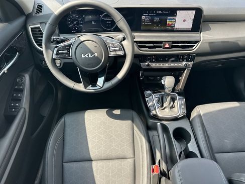 Used 2026 Kia Seltos EX w/ EX Sunroof Package FWD image 23