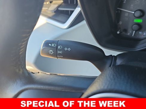 Used 2024 Toyota Corolla SE w/ Convenience Package image 25