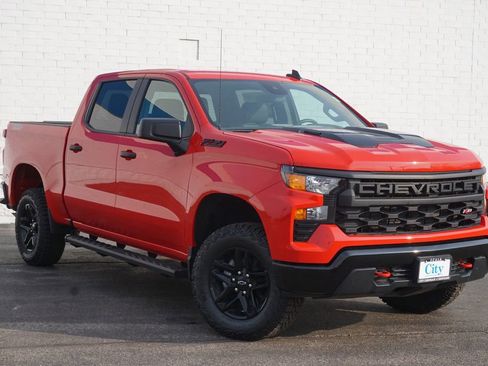 New 2026 Chevrolet Silverado 1500 Custom Trail Boss AWD/4WD image 3