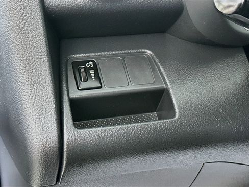 Used 2011 Toyota RAV4 Sport w/ Sport Extra Value Pkg AWD/4WD image 10