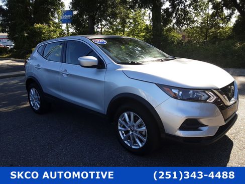 Used 2021 Nissan Rogue Sport S image 7