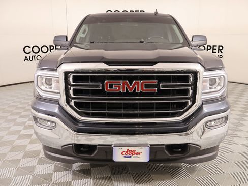 Used 2018 GMC Sierra 1500 SLE w/ SLE Value Package image 8