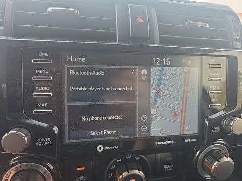 Used 2024 Toyota 4Runner TRD Off-Road Premium w/ Off Road Premium Plus Package image 17