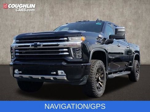 Used 2020 Chevrolet Silverado 3500 High Country w/ Z71 Off-Road Package image 4