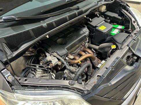 Used 2012 Toyota Sienna image 50