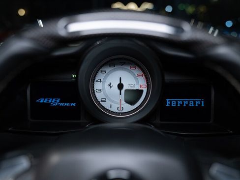 Used 2018 Ferrari 488 Spider RWD image 37