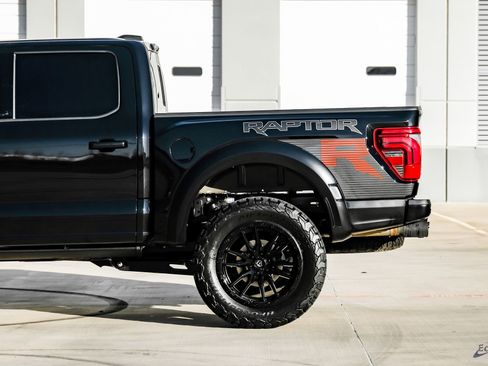 Used 2025 Ford F150 Raptor w/ Equipment Group 803A Raptor R AWD/4WD image 7