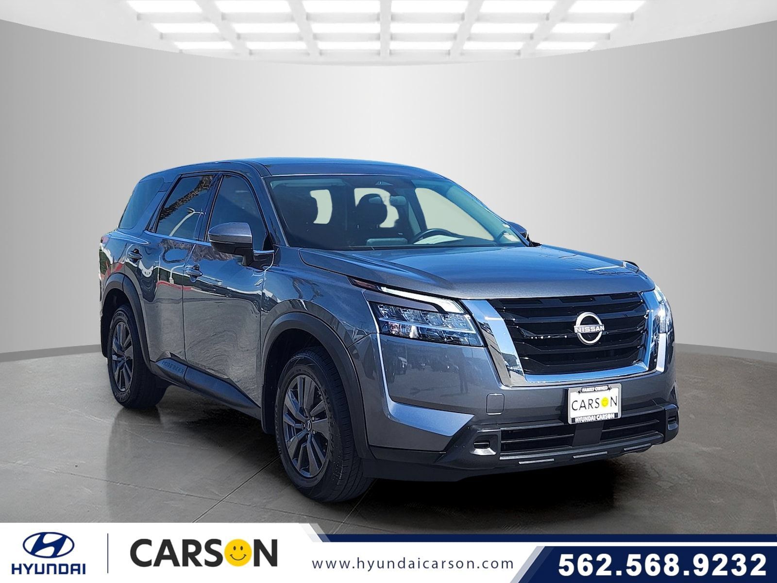 Used 2022 Nissan Pathfinder S AWD/4WD image 1