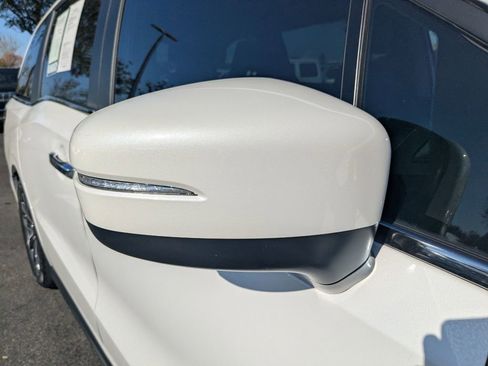 Used 2024 Honda Odyssey EX-L image 21