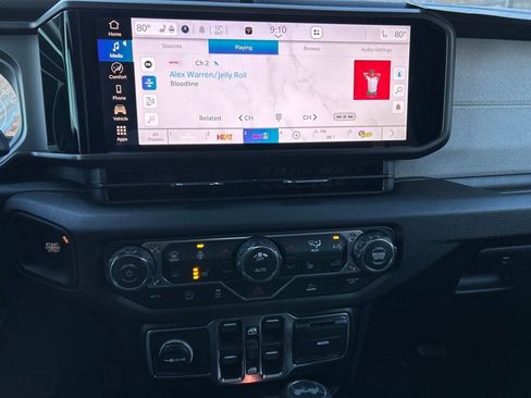 New 2026 Jeep Wrangler Sport S image 20