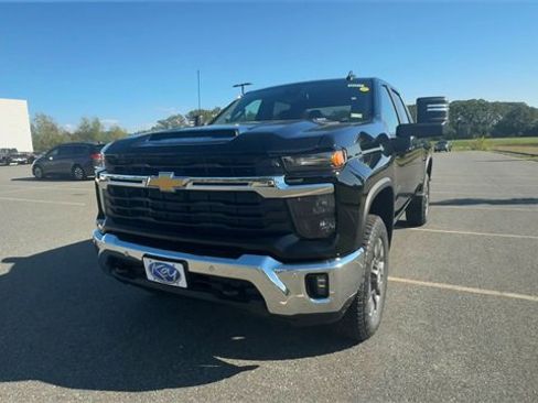 New 2026 Chevrolet Silverado 2500 LT w/ All Star Edition image 6