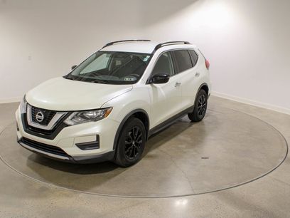 Used 2017 Nissan Rogue SV w/ Midnight Edition Package
