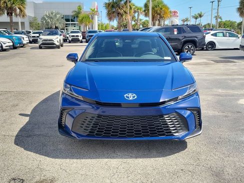 New 2026 Toyota Camry SE w/ Convenience Package FWD image 2