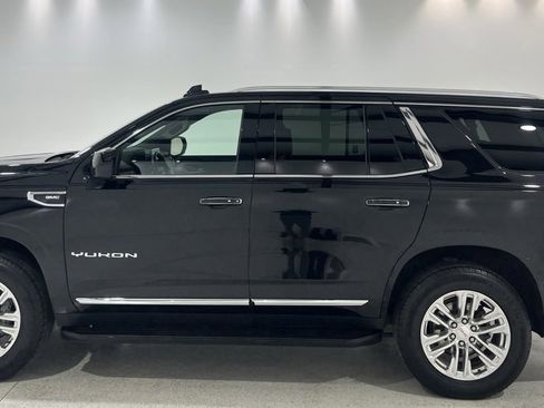 Used 2023 GMC Yukon SLT image 2