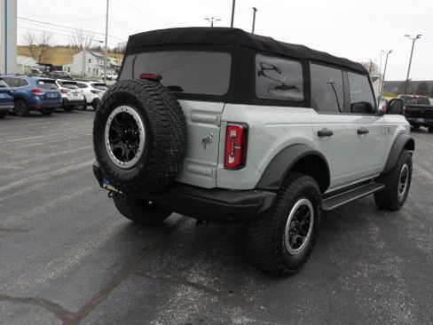 Certified 2022 Ford Bronco Badlands w/ Sasquatch Package image 7