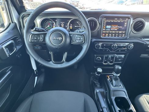 Used 2023 Jeep Wrangler Unlimited w/ 8.4" Radio Group AWD/4WD image 23