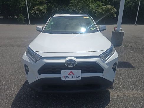 Used 2021 Toyota RAV4 XLE w/ Convenience Package AWD/4WD image 2