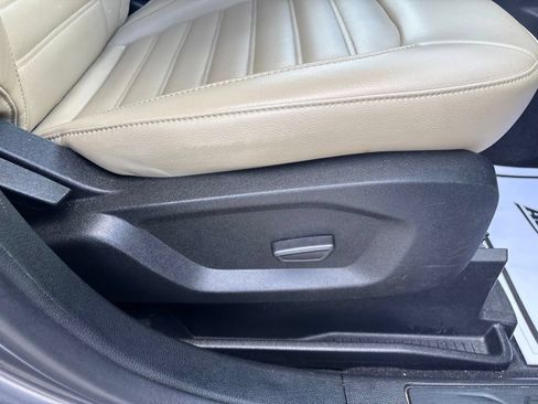 Used 2024 Ford Edge SEL AWD/4WD image 45